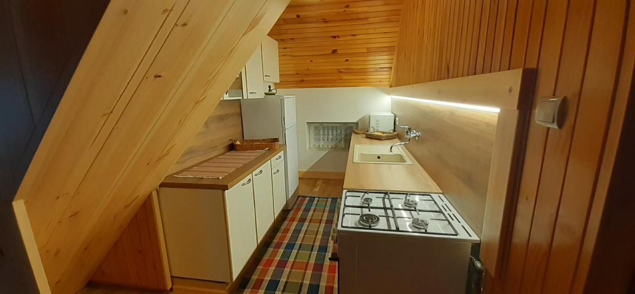 Apartman Astra V Zdiari מראה חיצוני תמונה